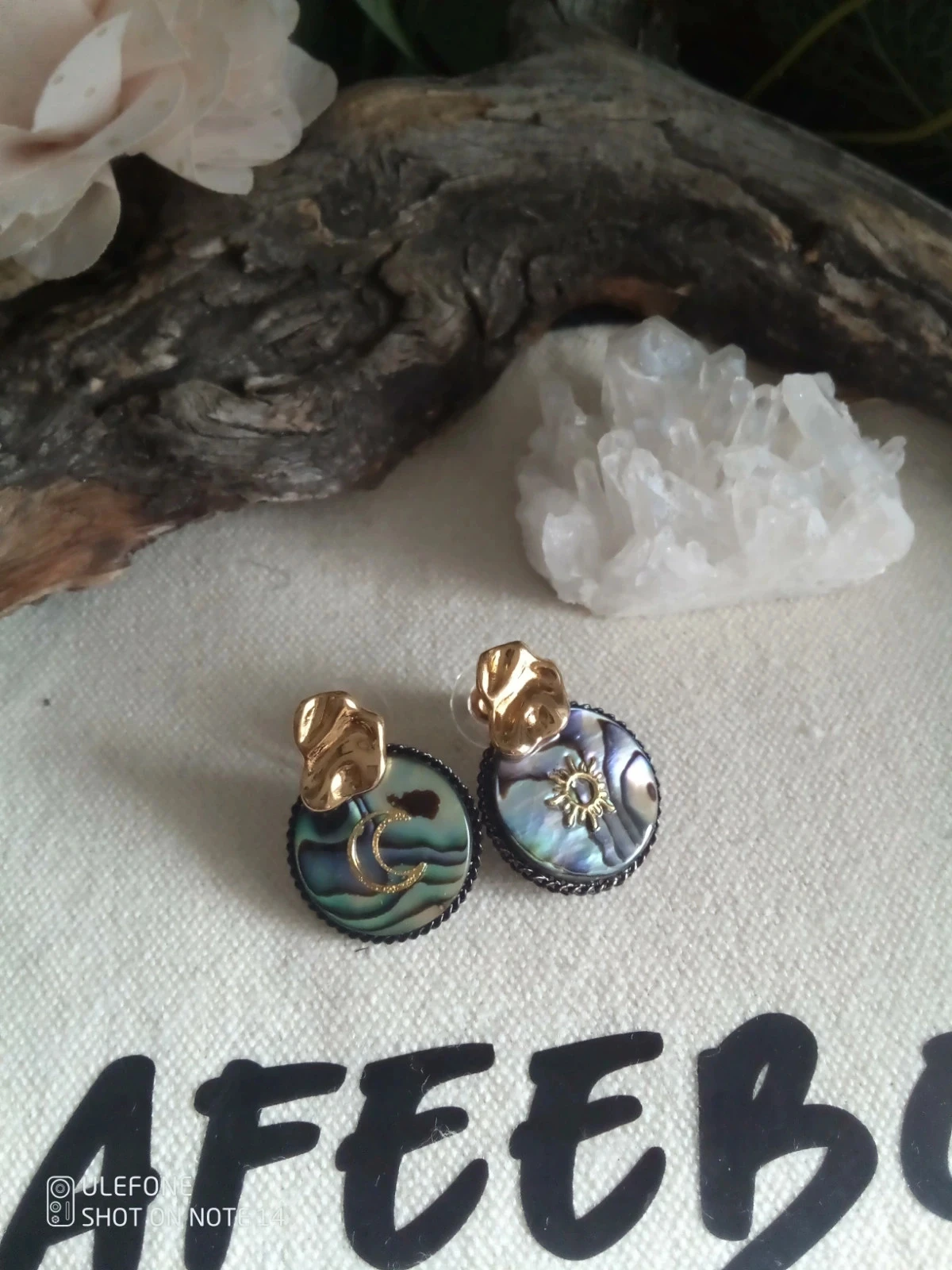 Boucles d'oreilles bohèmes astres ormeaux naturels – photo 2